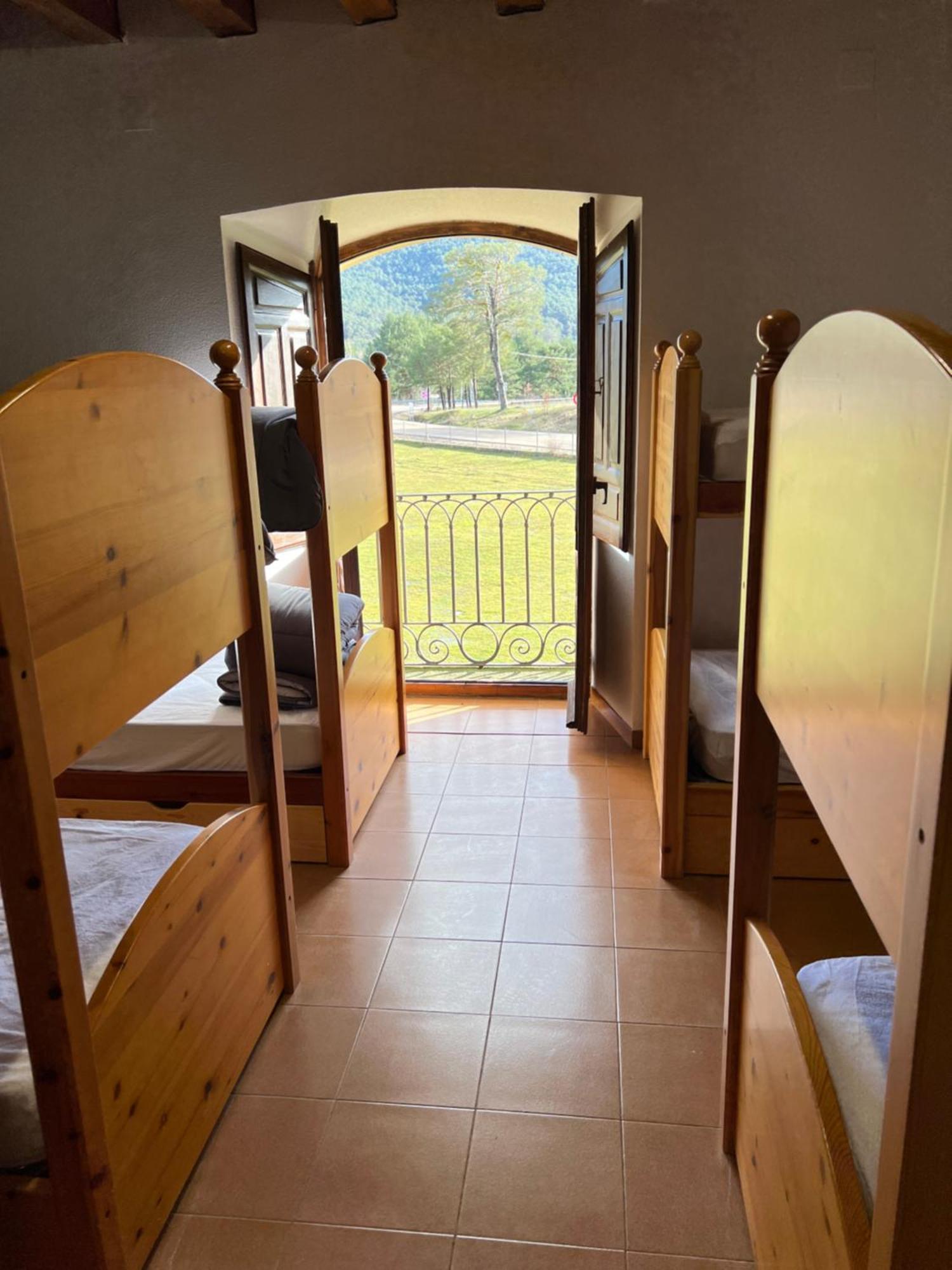 Albergue Pinares - La Casona De Revenga Regumiel de la Sierra Exterior foto
